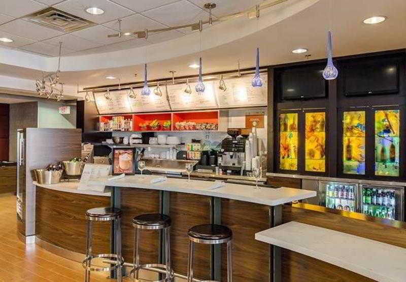 Courtyard By Marriott Chicago Schaumburg/Woodfield Mall Екстер'єр фото