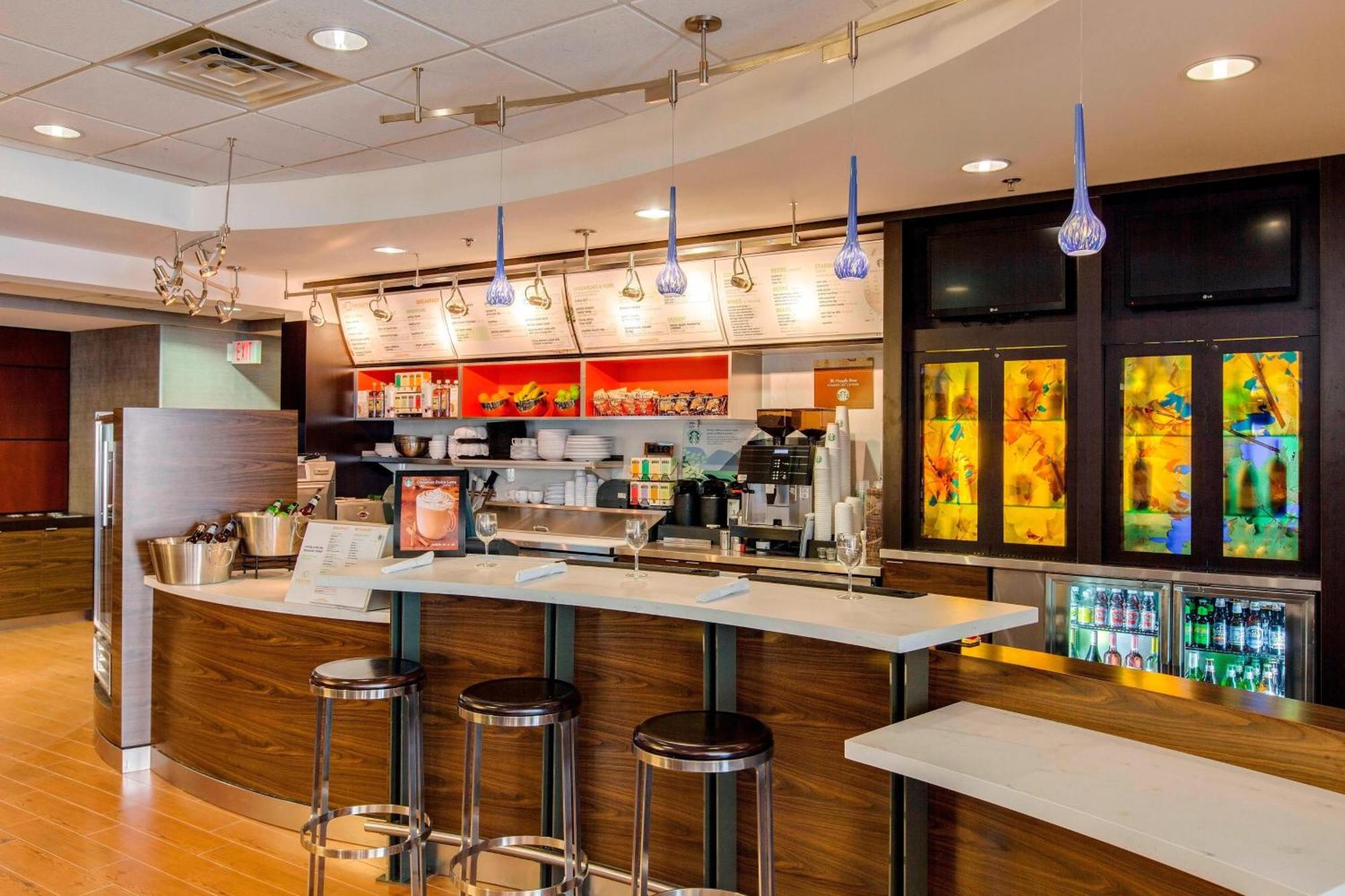 Courtyard By Marriott Chicago Schaumburg/Woodfield Mall Екстер'єр фото