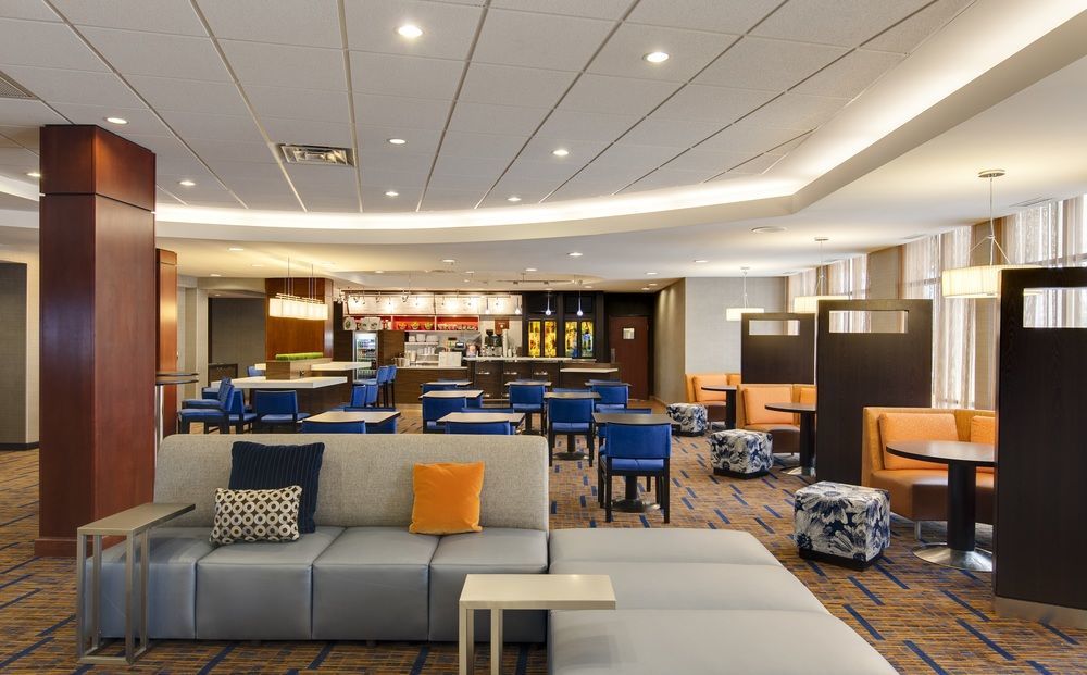 Courtyard By Marriott Chicago Schaumburg/Woodfield Mall Екстер'єр фото